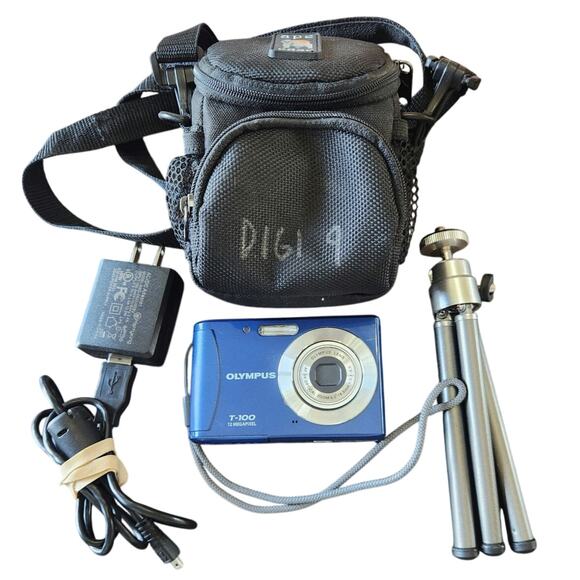 OLYMPUS Other - Olympus T-100 12MP digital camera w accessories blue 3X optical zoom WORKS!